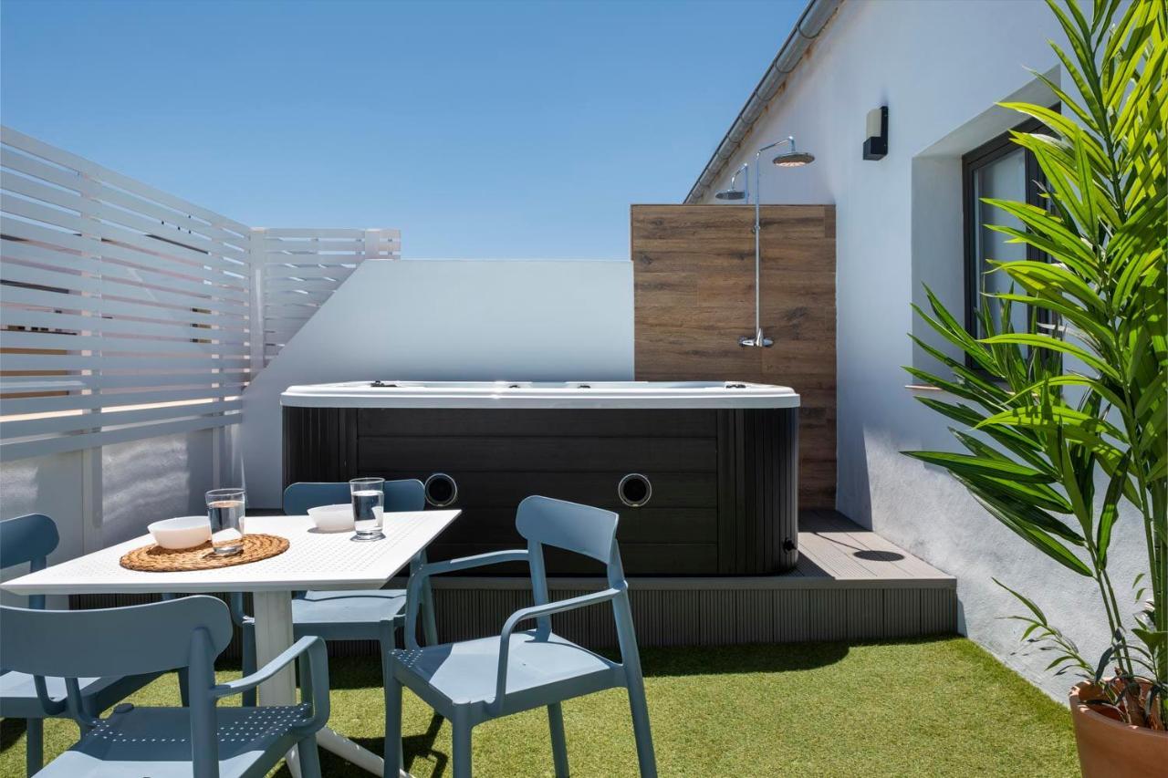 Lola De Triana Apartments Sevilha Exterior foto